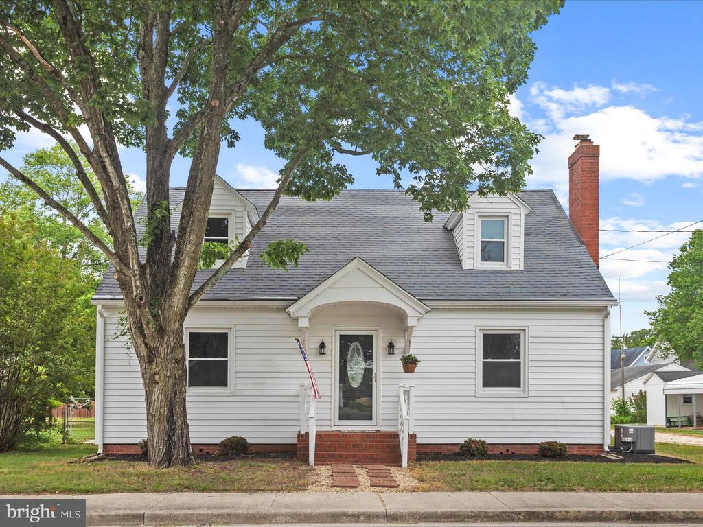 304 N MAIN ST, Hebron, MD 21830
