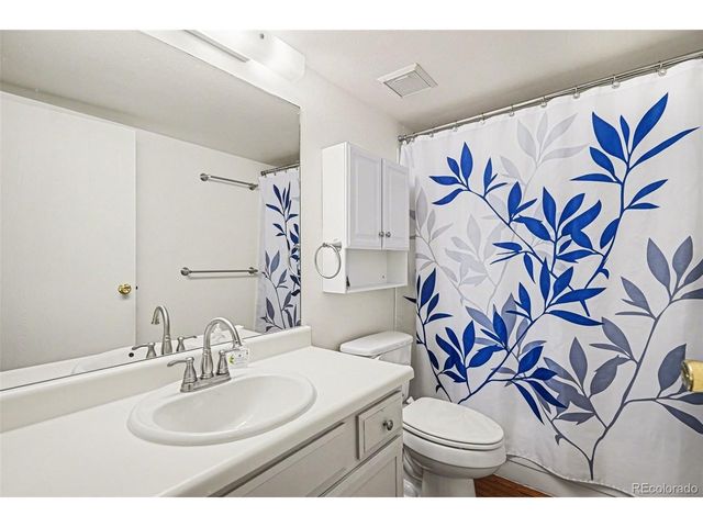 13890 E Marina Dr 206, Aurora, CO 80014