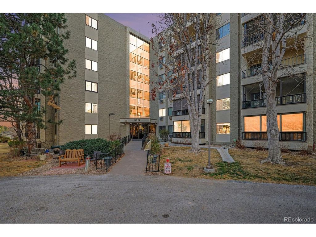 13890 E Marina Dr 206, Aurora, CO 80014