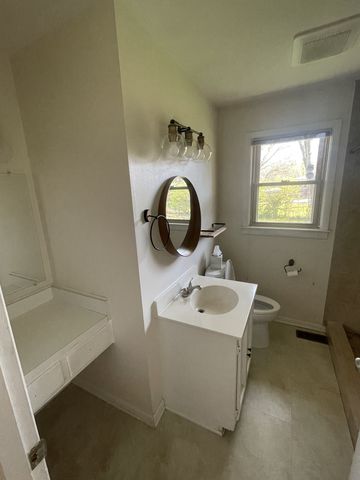 701 Shawnee Dr, Nashville, TN 37205