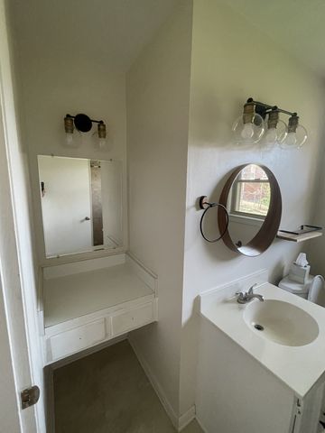 701 Shawnee Dr, Nashville, TN 37205