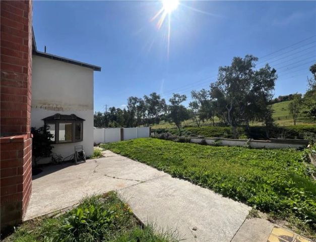 25852 Tree Top, Laguna Hills, CA 92653