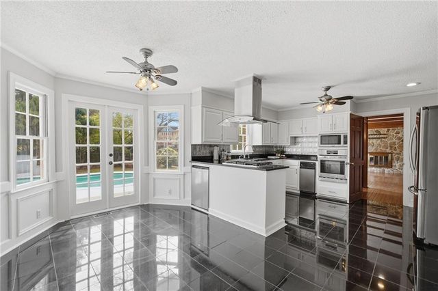 3922 Glen Meadow Drive, Peachtree Corners, GA 30092