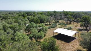 30 Country Oaks DR, Buda, TX 78610