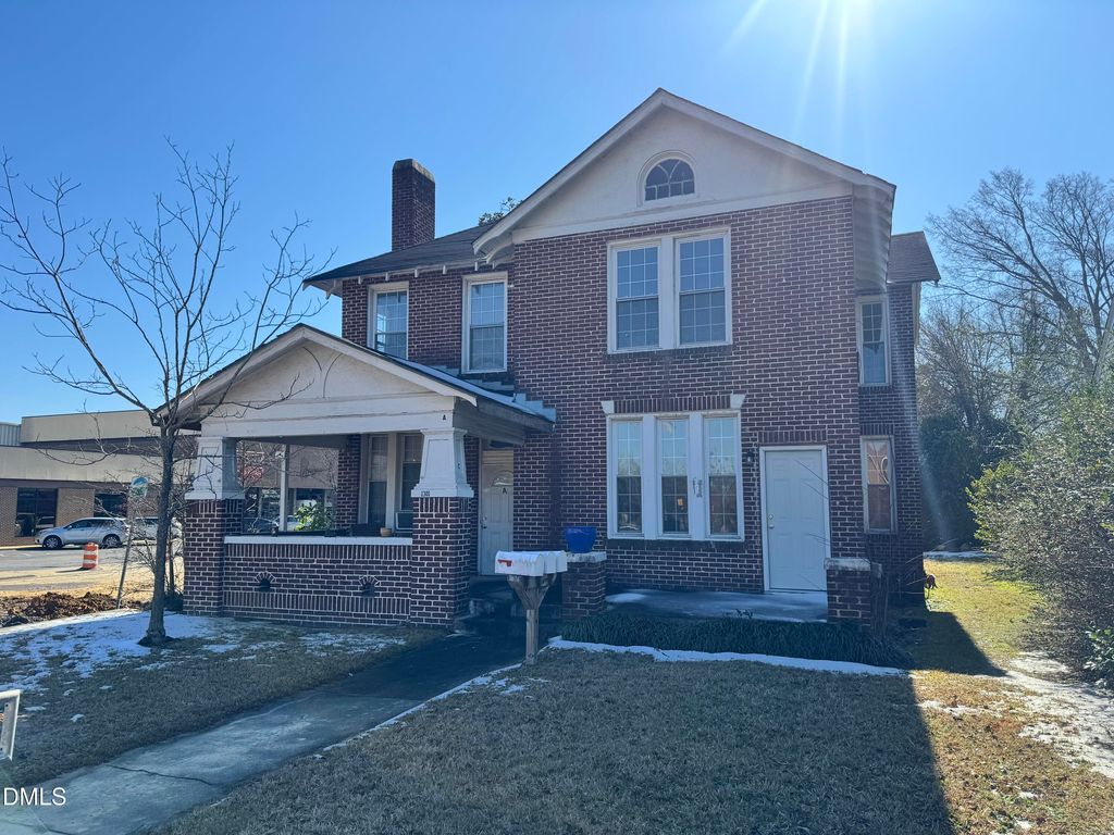 1301 Dickinson Avenue, Greenville, NC 27834