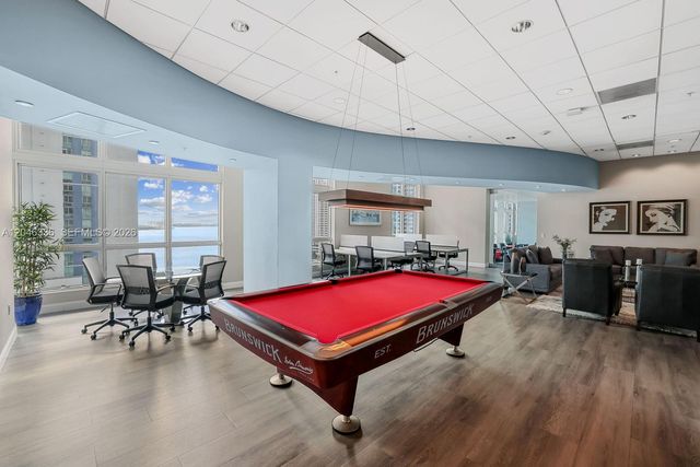 300 S Biscayne Boulevard T1503, Miami, FL 33131