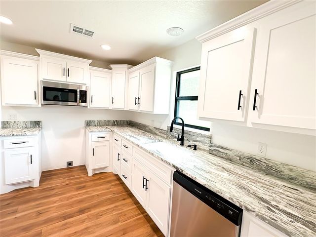 13049 N County Road 3400 Road, Stratford, OK 74872