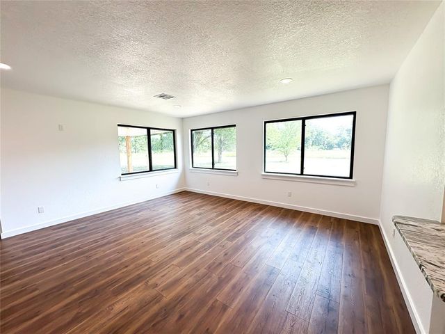 13049 N County Road 3400 Road, Stratford, OK 74872