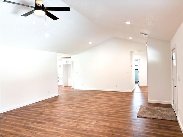 13049 N County Road 3400 Road, Stratford, OK 74872