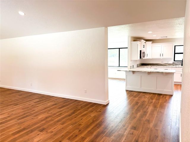 13049 N County Road 3400 Road, Stratford, OK 74872