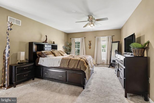 1481 STONEY MOUNTAIN WAY, Dauphin, PA 17018