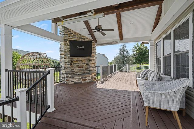1481 STONEY MOUNTAIN WAY, Dauphin, PA 17018