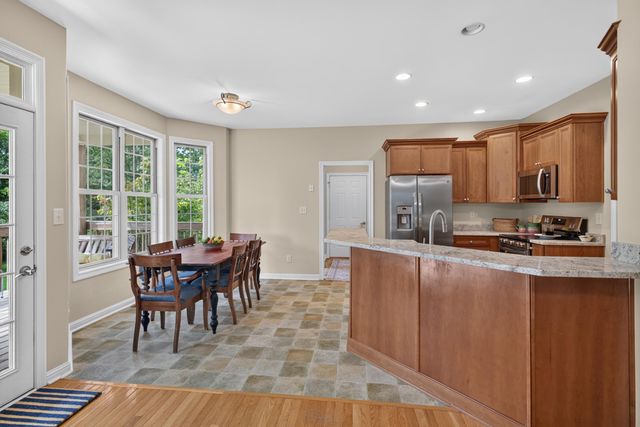 405 Lone Oak Road, Wilmore, KY 40390