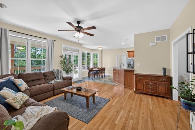 405 Lone Oak Road, Wilmore, KY 40390