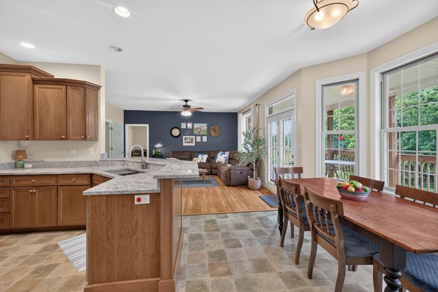 405 Lone Oak Road, Wilmore, KY 40390