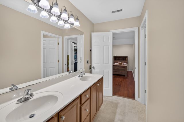 405 Lone Oak Road, Wilmore, KY 40390