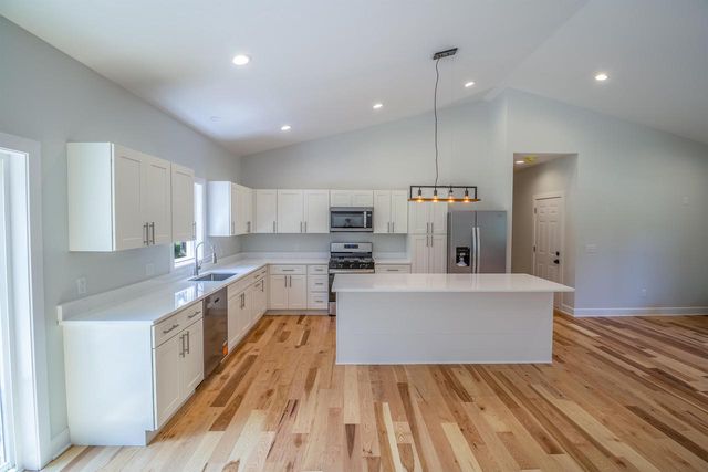 W991 Primrose ROAD, Genoa City, WI 53128