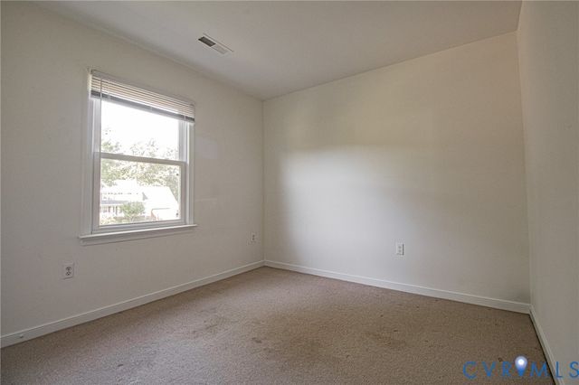 5208 Farmcrest Cir, Prince George, VA 23875