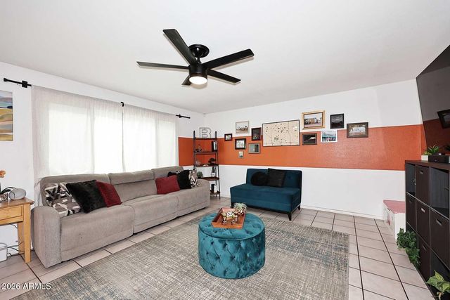 1621 W HAZELWOOD Street, Phoenix, AZ 85015