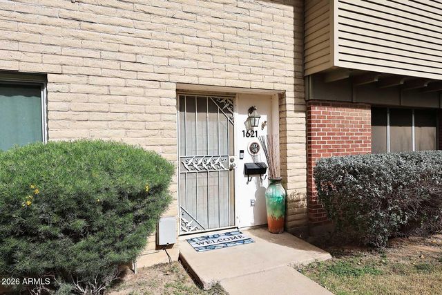 1621 W HAZELWOOD Street, Phoenix, AZ 85015