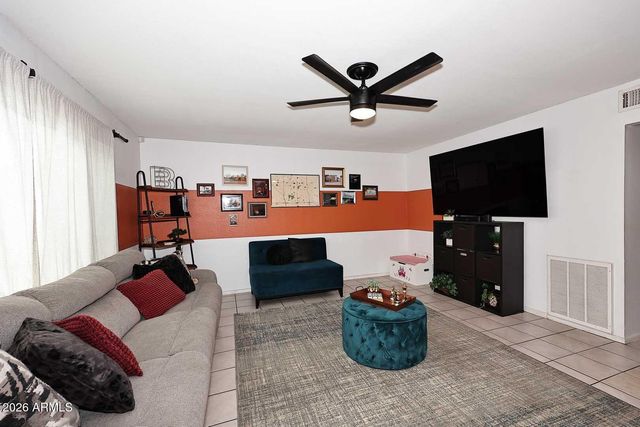 1621 W HAZELWOOD Street, Phoenix, AZ 85015