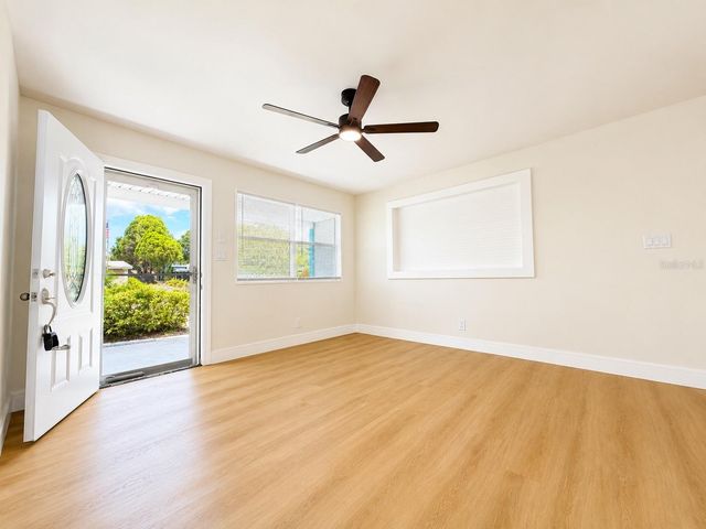 4409 W TRILBY AVENUE, Tampa, FL 33616