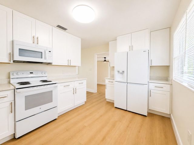 4409 W TRILBY AVENUE, Tampa, FL 33616
