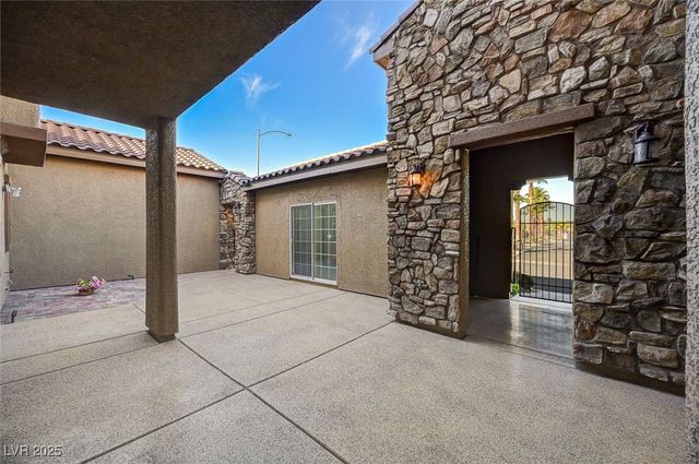 2755 East Asgard Avenue, Las Vegas, NV 89121