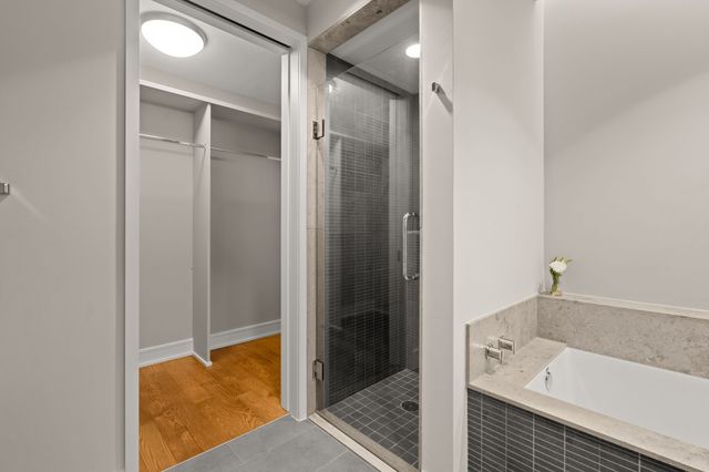 2408 Victory Park Lane 1131, Dallas, TX 75219