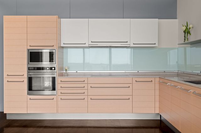 2408 Victory Park Lane 1131, Dallas, TX 75219