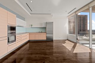 2408 Victory Park Lane 1131, Dallas, TX 75219