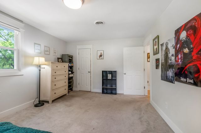 1430 Haynes Dr, Murfreesboro, TN 37129