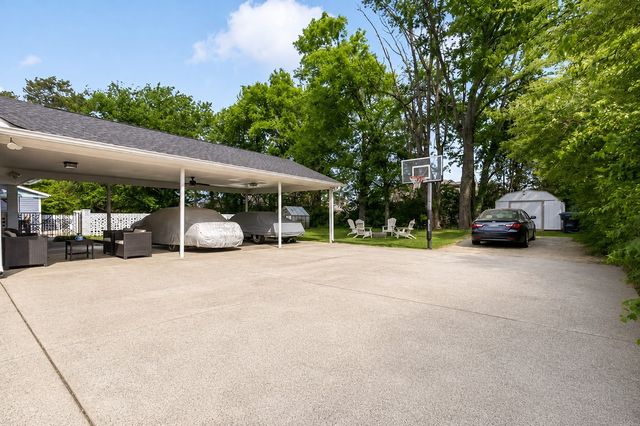 1430 Haynes Dr, Murfreesboro, TN 37129