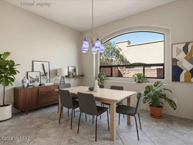 9537 E Ventaso Circle, Tucson, AZ 85715