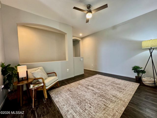 9537 E Ventaso Circle, Tucson, AZ 85715