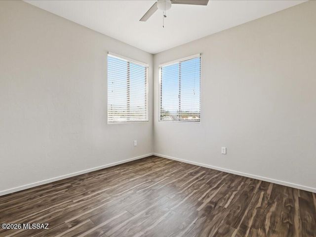 9537 E Ventaso Circle, Tucson, AZ 85715