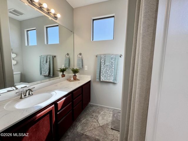 9537 E Ventaso Circle, Tucson, AZ 85715