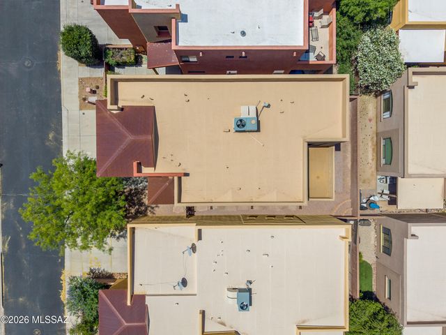 9537 E Ventaso Circle, Tucson, AZ 85715