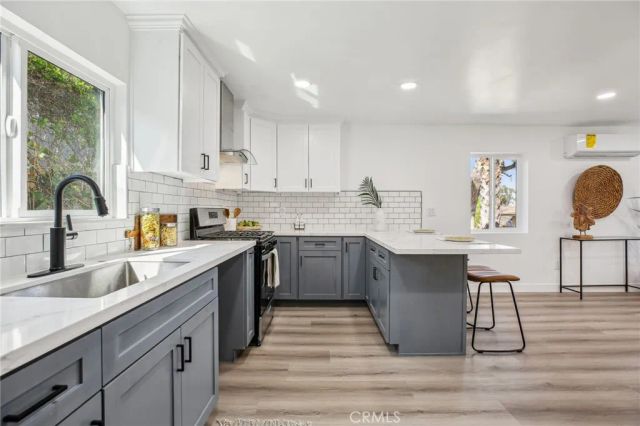 811 W Oliver, San Pedro, CA 90731