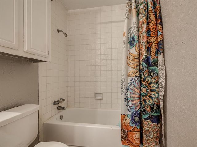432 Cactus Road, Yukon, OK 73099