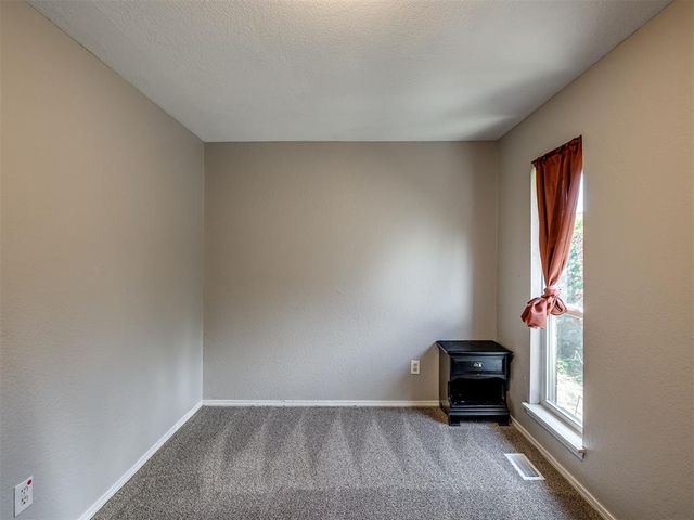 432 Cactus Road, Yukon, OK 73099