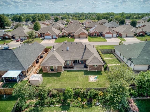 432 Cactus Road, Yukon, OK 73099