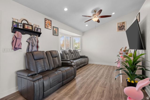 2152 E WEEPING WILLOW WAY, Eagle Mountain, UT 84005