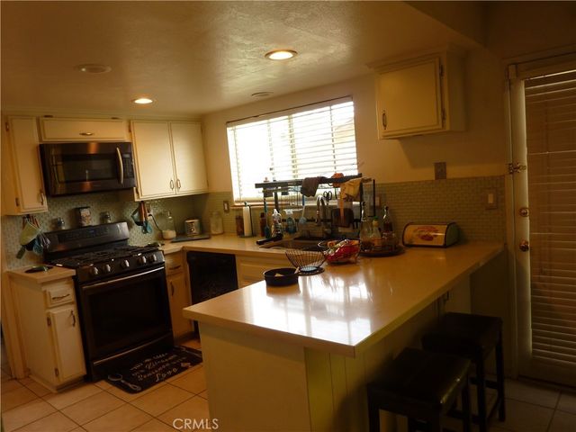 13766 Burning tree Drive, Victorville, CA 92395