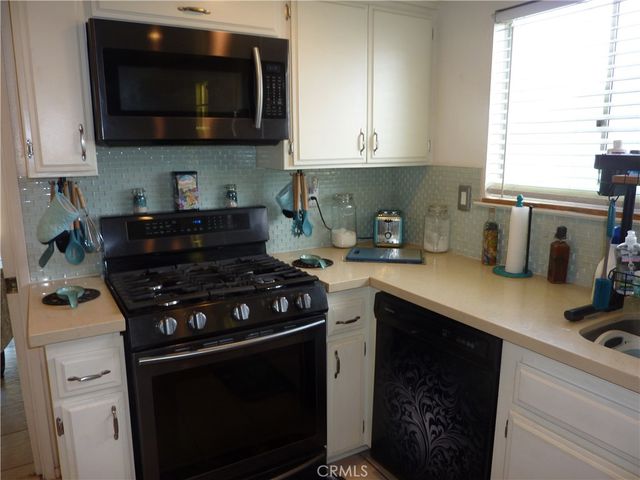 13766 Burning tree Drive, Victorville, CA 92395