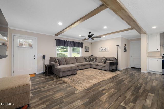 155 Lake Drive, Gray, TN 37615