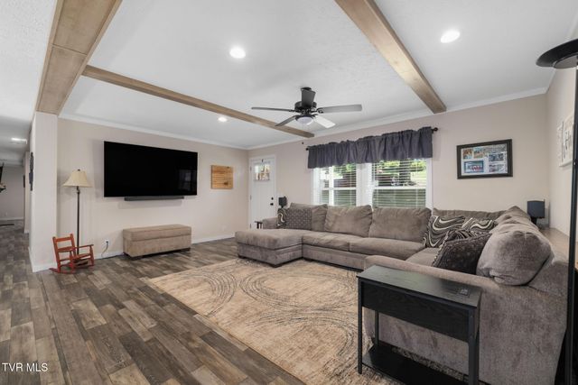 155 Lake Drive, Gray, TN 37615