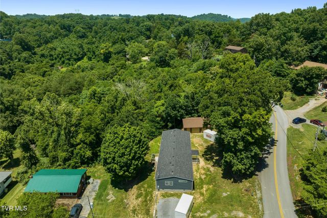 155 Lake Drive, Gray, TN 37615