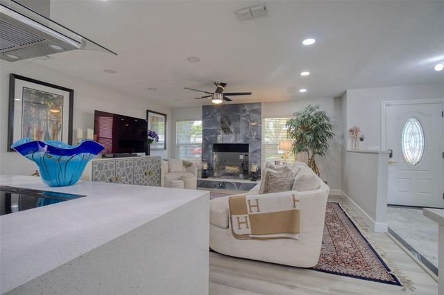 1871 DEL ROBLES TERRACE, Clearwater, FL 33764