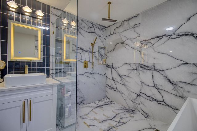 1871 DEL ROBLES TERRACE, Clearwater, FL 33764